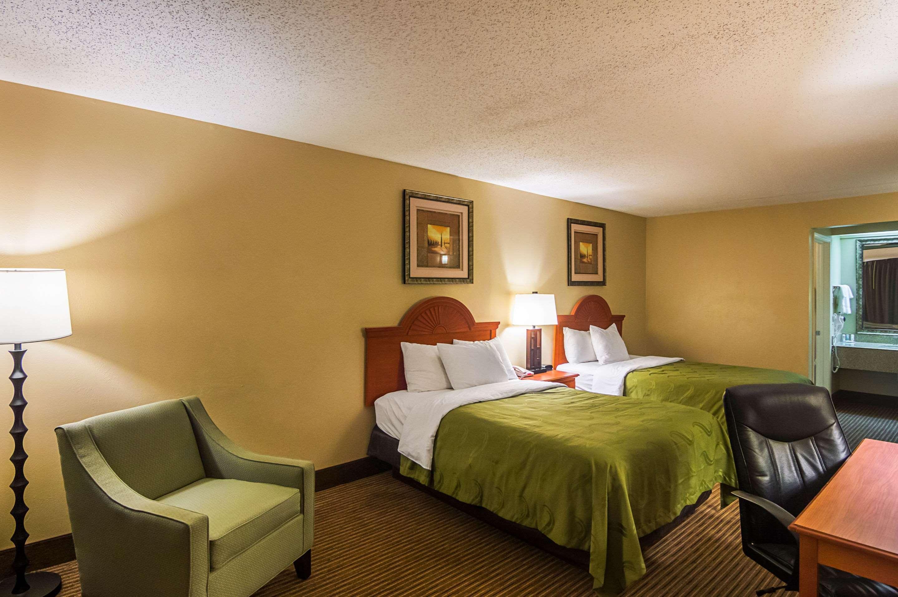 Quality Inn & Suites Garland - East Dallas Exterior foto